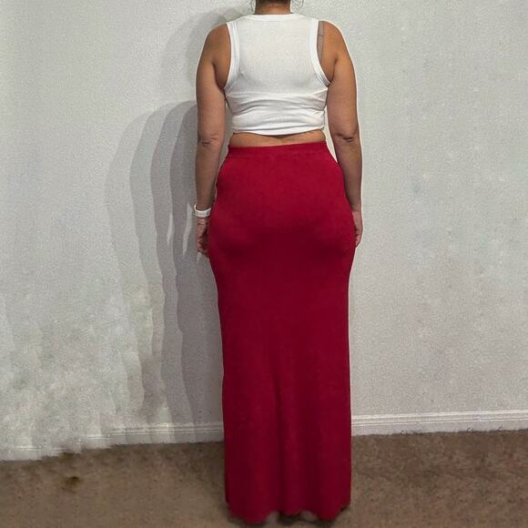 Max Studio Red Knit Maxi Skirt Sz M NWT - Picture 11 of 13